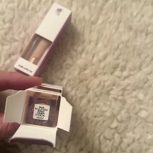 (2) OFRA Skin Sculpting Wand in Dawn NIB - Picture 3 of 6